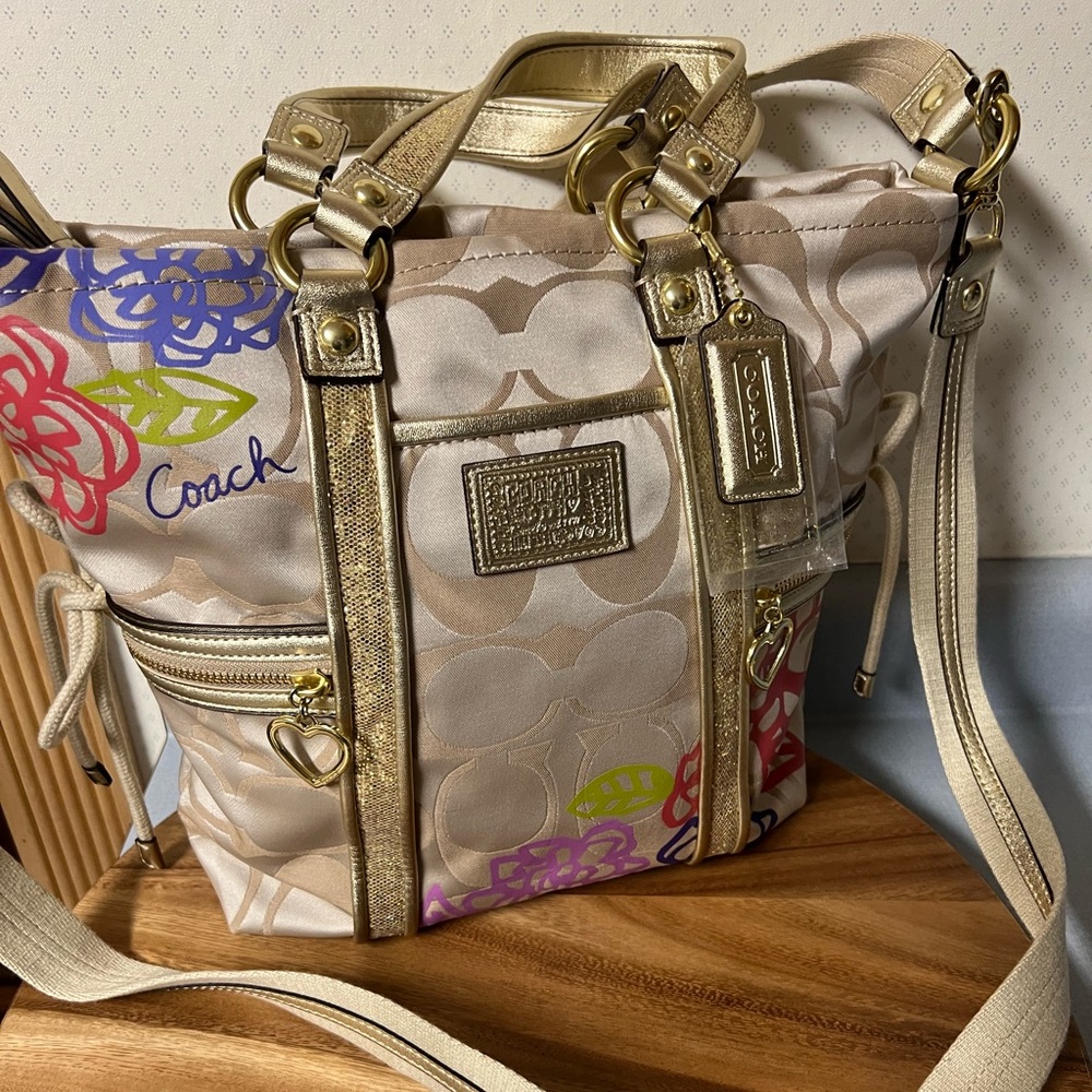 COACH BAG, NWT,